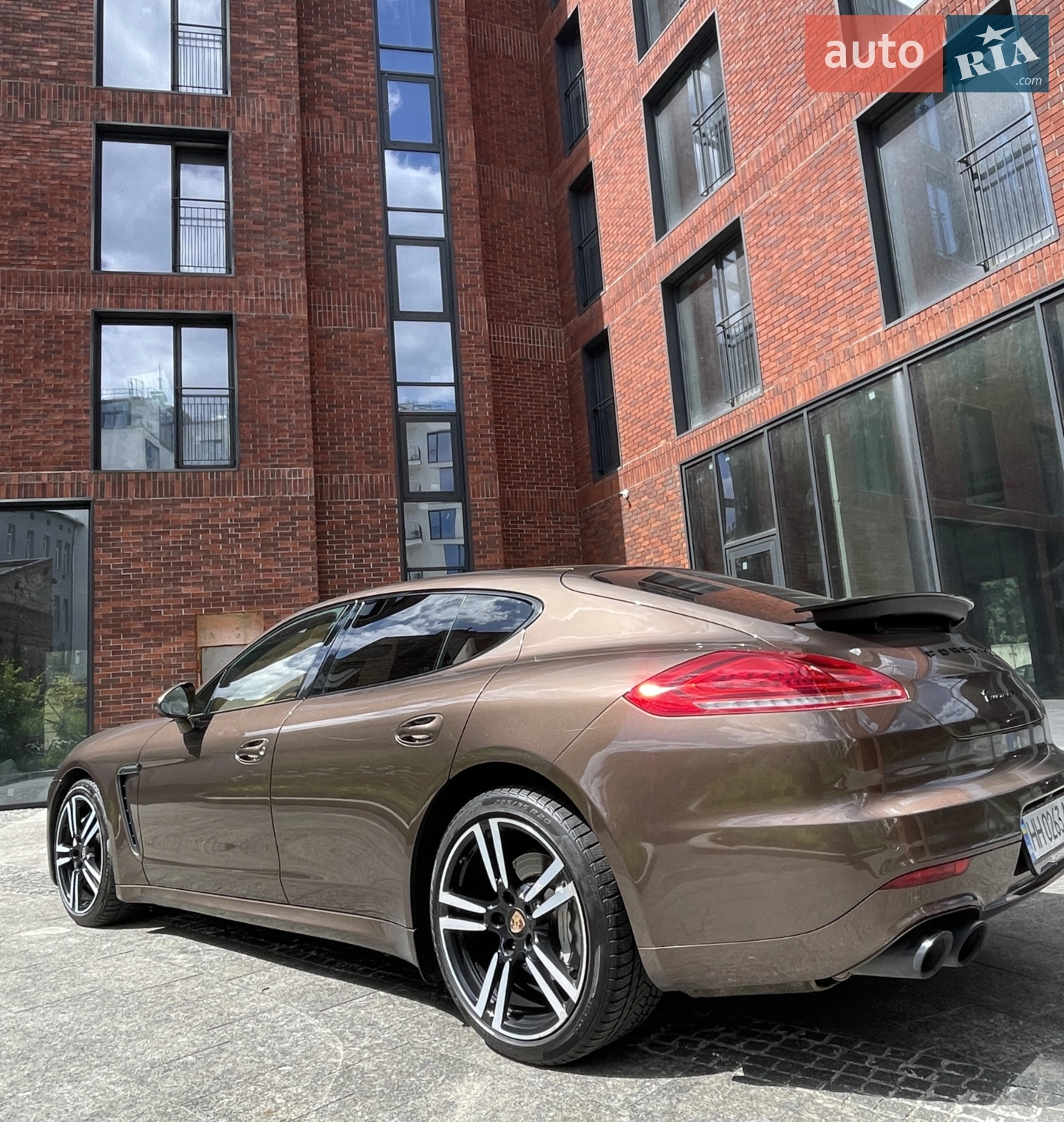 2013 Porsche Panamera - мініатюра 3