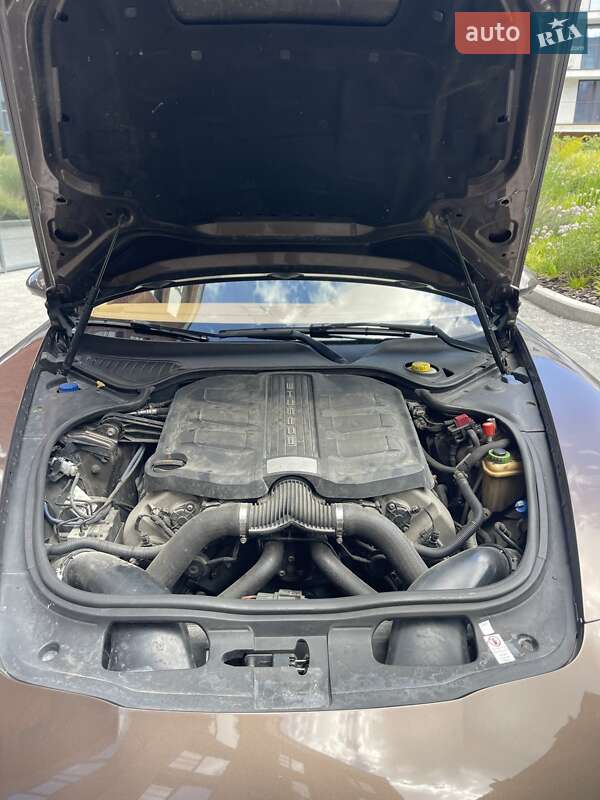 Фастбэк Porsche Panamera 2013 в Киеве фото 21 Фастбэк Porsche Panamera 2013 в Киеве