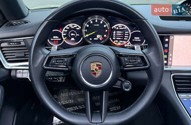 Фастбэк Porsche Panamera 2021 в 