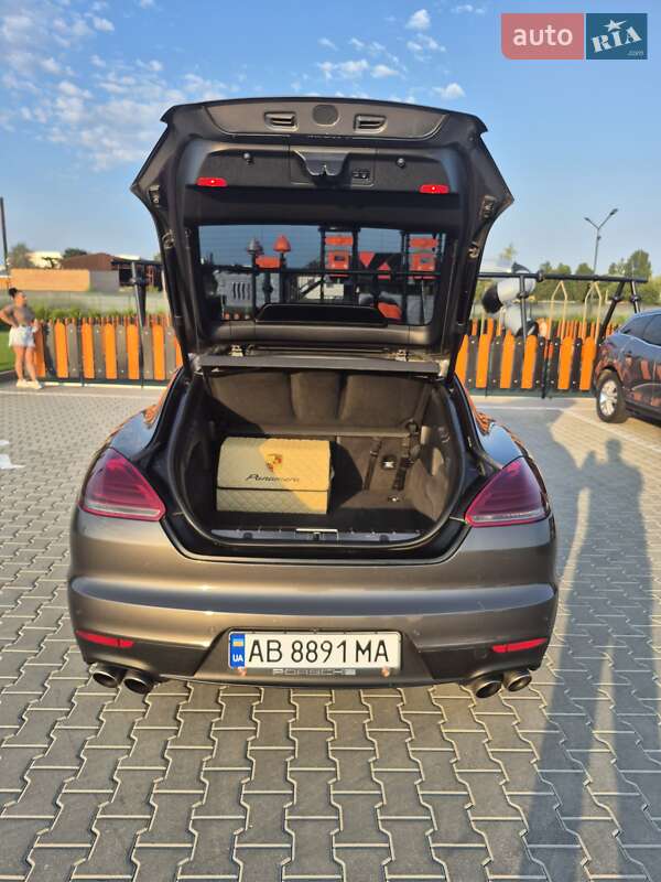 Фастбэк Porsche Panamera 2015 в Виннице фото 28 Фастбэк Porsche Panamera 2015 в Виннице