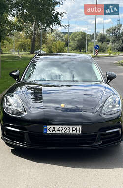 Фастбэк Porsche Panamera 2018 в 