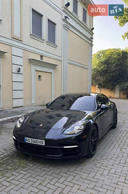 Фастбэк Porsche Panamera 2017 в 