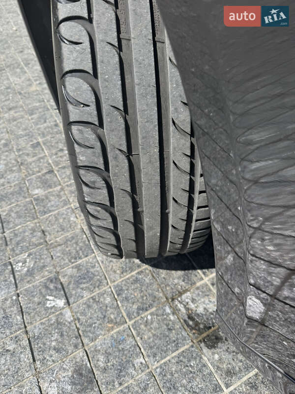 Фастбэк Porsche Panamera 2010 в Киеве