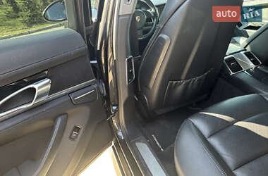 Фастбэк Porsche Panamera 2010 в 
