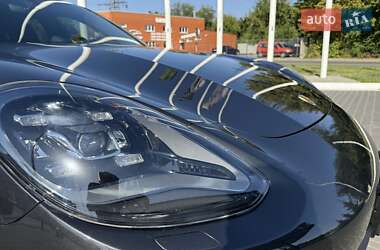 Фастбэк Porsche Panamera 2018 в 