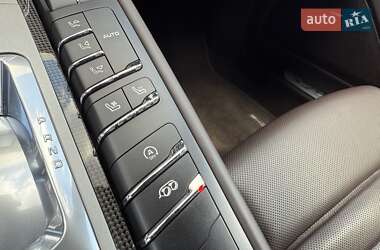 Фастбэк Porsche Panamera 2013 в 