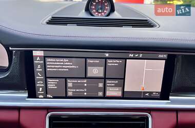 Фастбэк Porsche Panamera 2018 в 