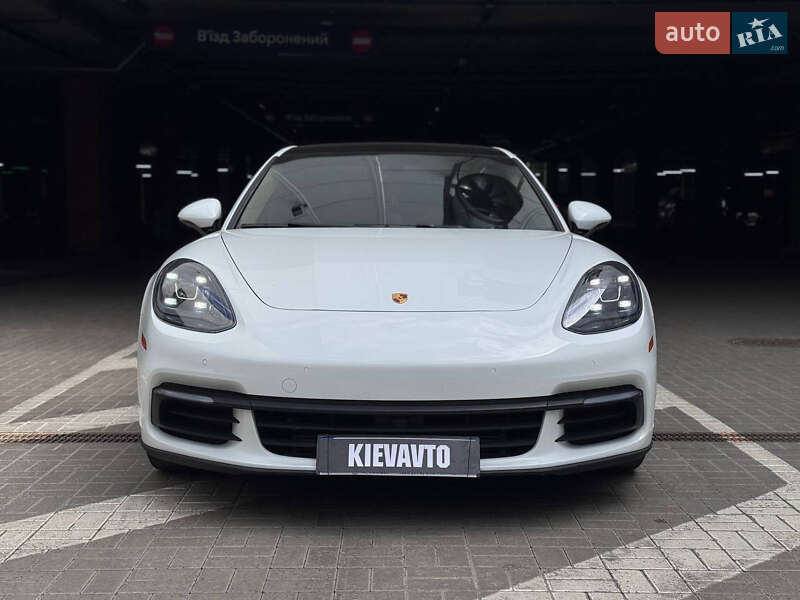 Фастбэк Porsche Panamera 2019 в Киеве фото 3 Фастбэк Porsche Panamera 2019 в Киеве