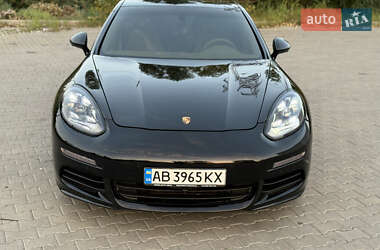 Фастбэк Porsche Panamera 2014 в Киеве