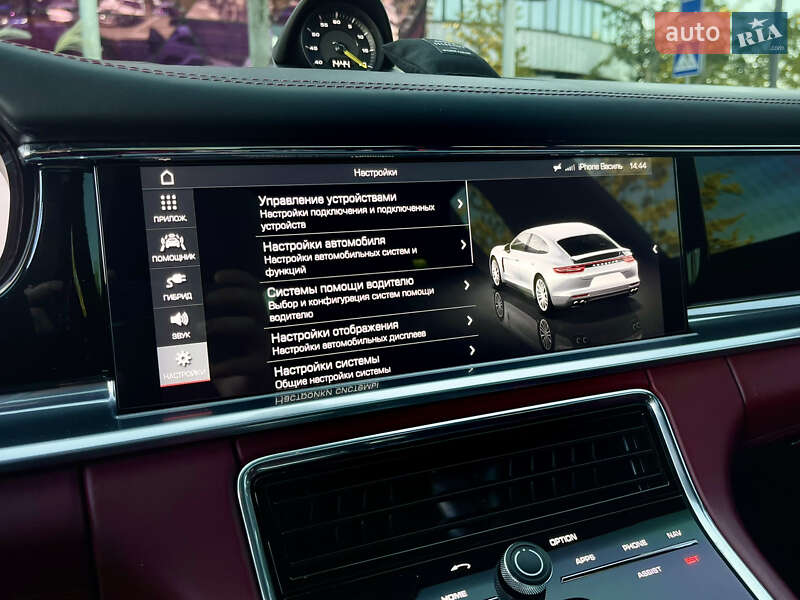 Фастбэк Porsche Panamera 2018 в Киеве фото 52 Фастбэк Porsche Panamera 2018 в Киеве