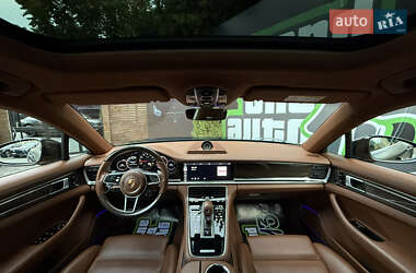 Фастбэк Porsche Panamera 2020 в 