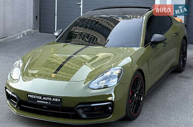Фастбэк Porsche Panamera 2021 в 