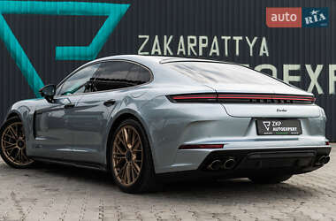 Фастбэк Porsche Panamera 2024 в 