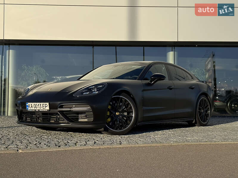 Фастбек Porsche Panamera 2017 в Києві фото 56 Фастбек Porsche Panamera 2017 в Києві