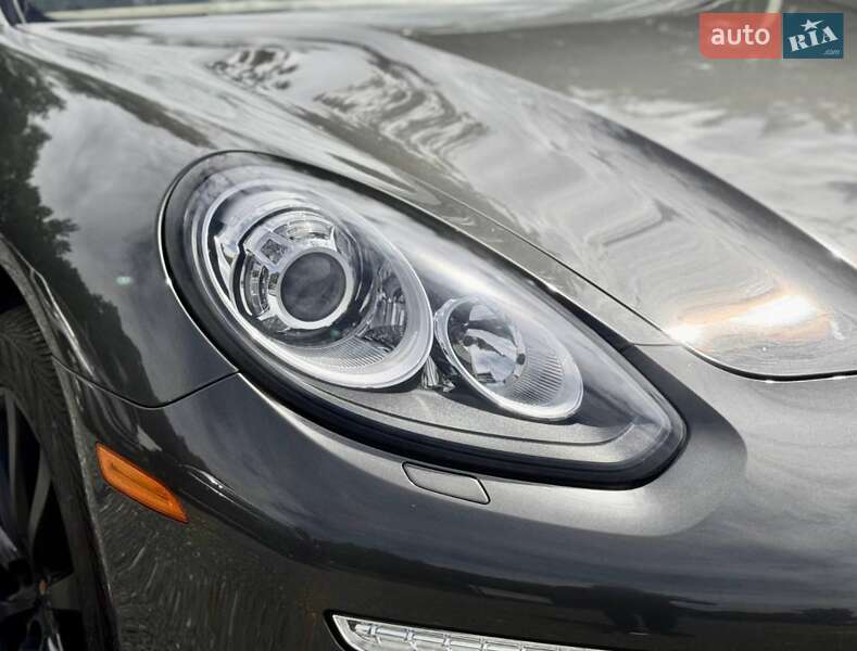 Фастбэк Porsche Panamera 2014 в Киеве фото 4 Фастбэк Porsche Panamera 2014 в Киеве
