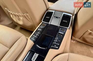 Фастбэк Porsche Panamera 2014 в 