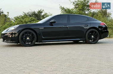 Фастбэк Porsche Panamera 2014 в 