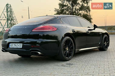 Фастбэк Porsche Panamera 2014 в 