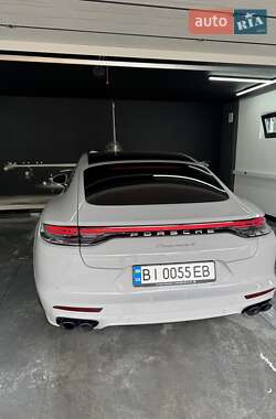 Фастбэк Porsche Panamera 2021 в 