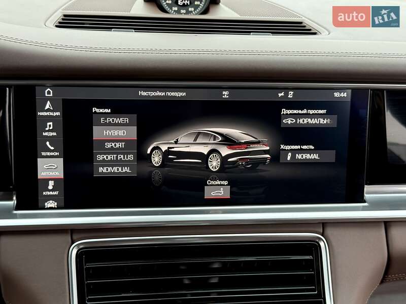 Фастбэк Porsche Panamera 2017 в Киеве фото 74 Фастбэк Porsche Panamera 2017 в Киеве