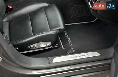 Фастбэк Porsche Panamera 2013 в 