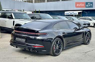 Фастбэк Porsche Panamera 2024 в 