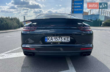 Фастбэк Porsche Panamera 2016 в 