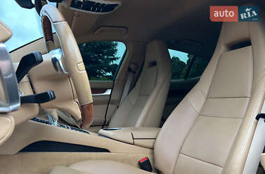 Фастбэк Porsche Panamera 2013 в 