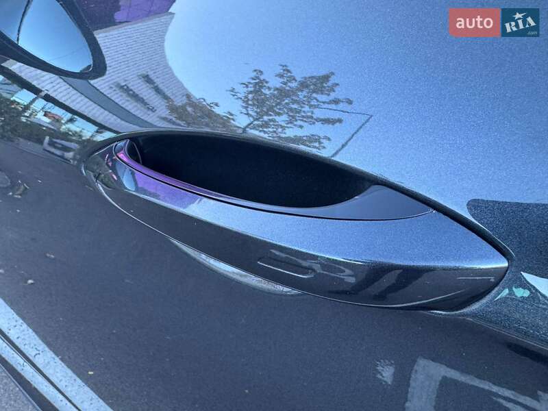 Фастбэк Porsche Panamera 2018 в Киеве