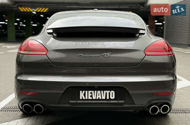Фастбэк Porsche Panamera 2014 в 