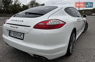 Фастбек Porsche Panamera 2010 в 