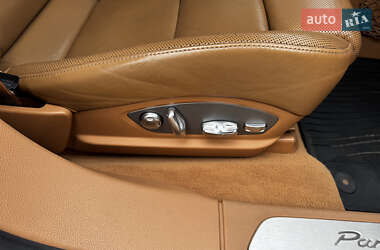 Фастбек Porsche Panamera 2010 в 