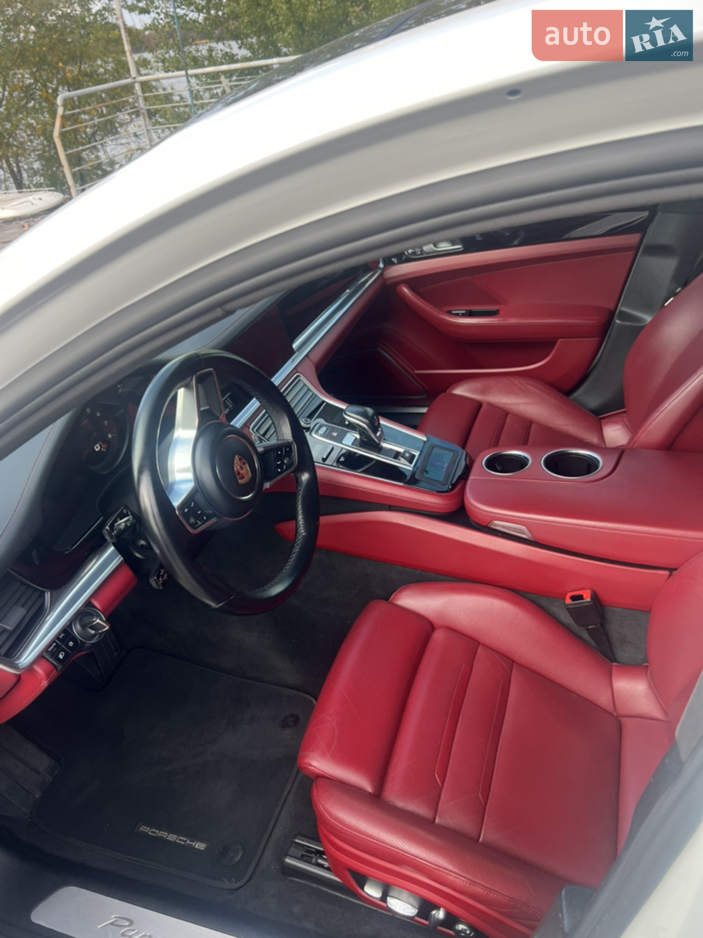 2018 Porsche Panamera - мініатюра 16