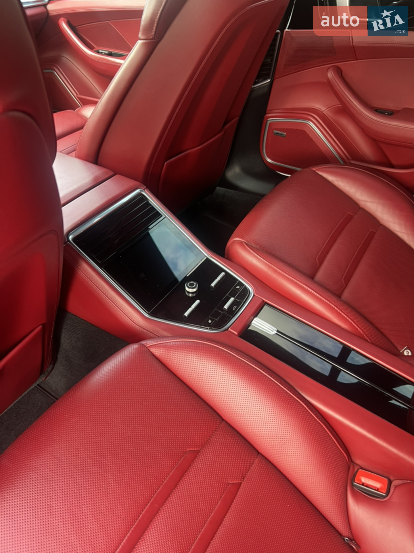 2018 Porsche Panamera - мініатюра 50