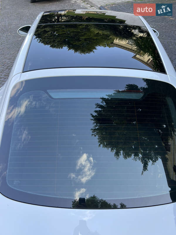 Фастбэк Porsche Panamera 2018 в Львове