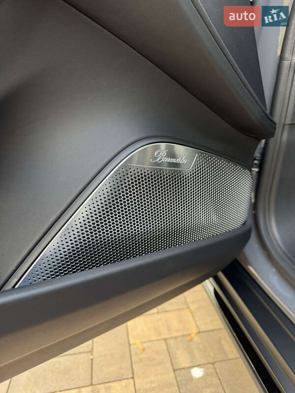 Фастбек Porsche Panamera 2025 в Кривому Розі фото 26 Фастбек Porsche Panamera 2025 в Кривому Розі