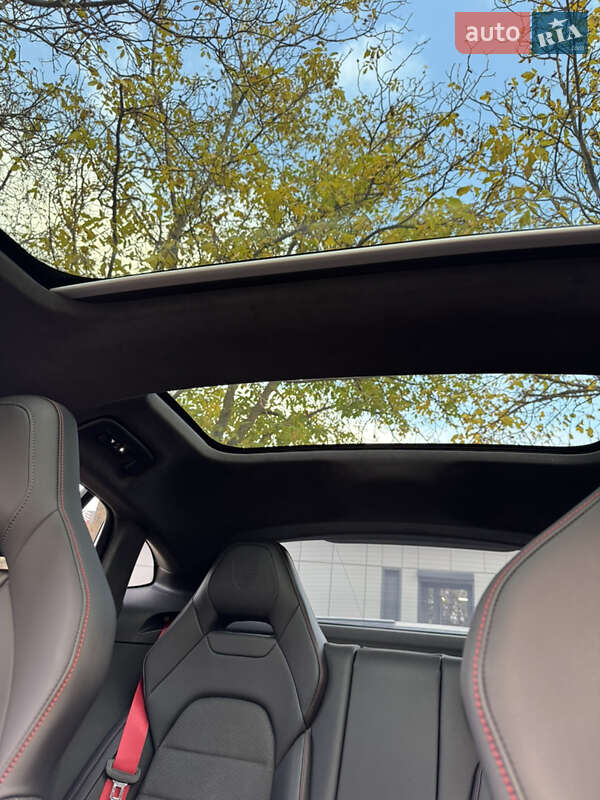 Фастбек Porsche Panamera 2025 в Кривому Розі фото 35 Фастбек Porsche Panamera 2025 в Кривому Розі