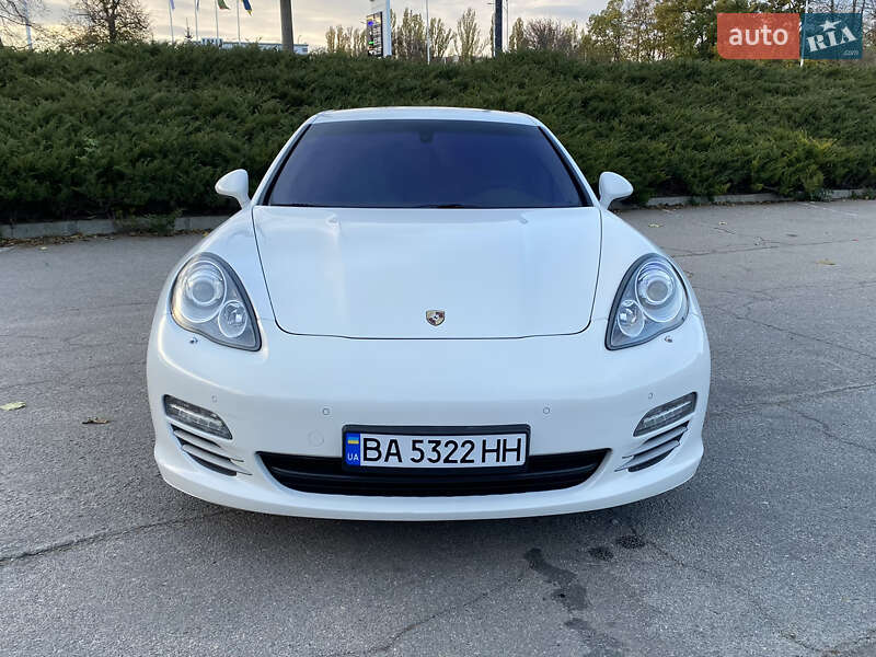 Фастбэк Porsche Panamera 2010 в Умани фото 2 Фастбэк Porsche Panamera 2010 в Умани