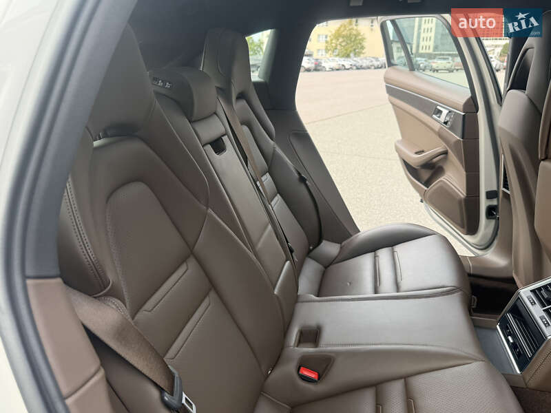 Универсал Porsche Panamera 2020 в Киеве