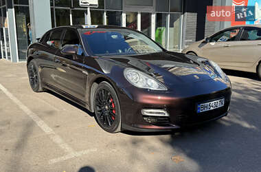 Фастбек Porsche Panamera 2011 в Одесі