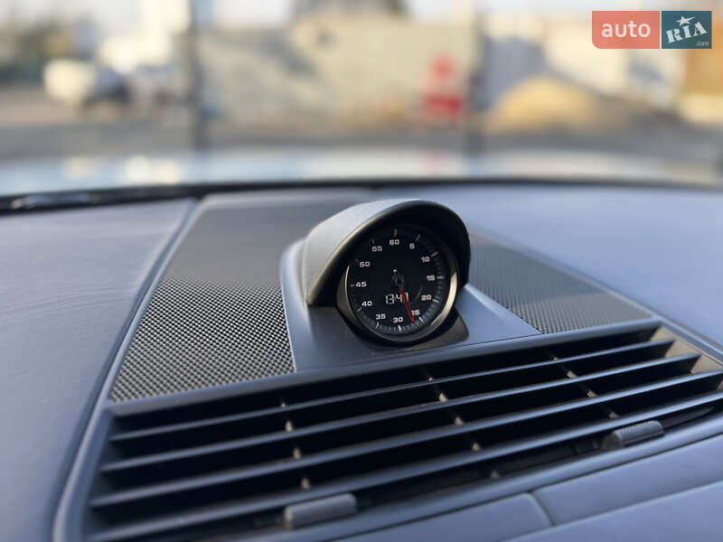Універсал Porsche Panamera 2018 в Києві фото 30 Універсал Porsche Panamera 2018 в Києві