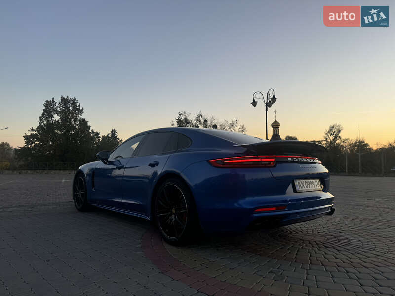 Фастбек Porsche Panamera 2017 в Києві фото 6 Фастбек Porsche Panamera 2017 в Києві