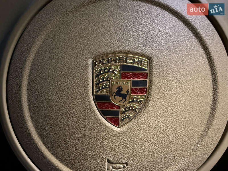 Фастбэк Porsche Panamera 2014 в Киеве