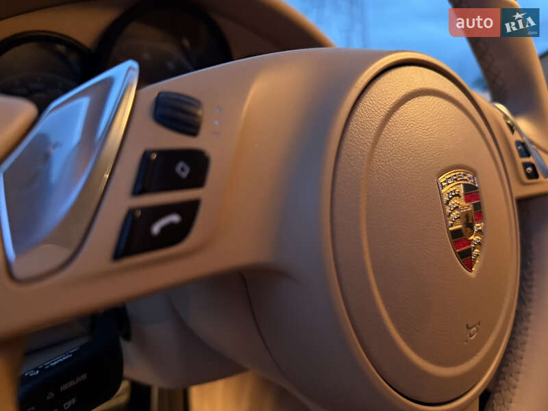 Фастбэк Porsche Panamera 2014 в Киеве