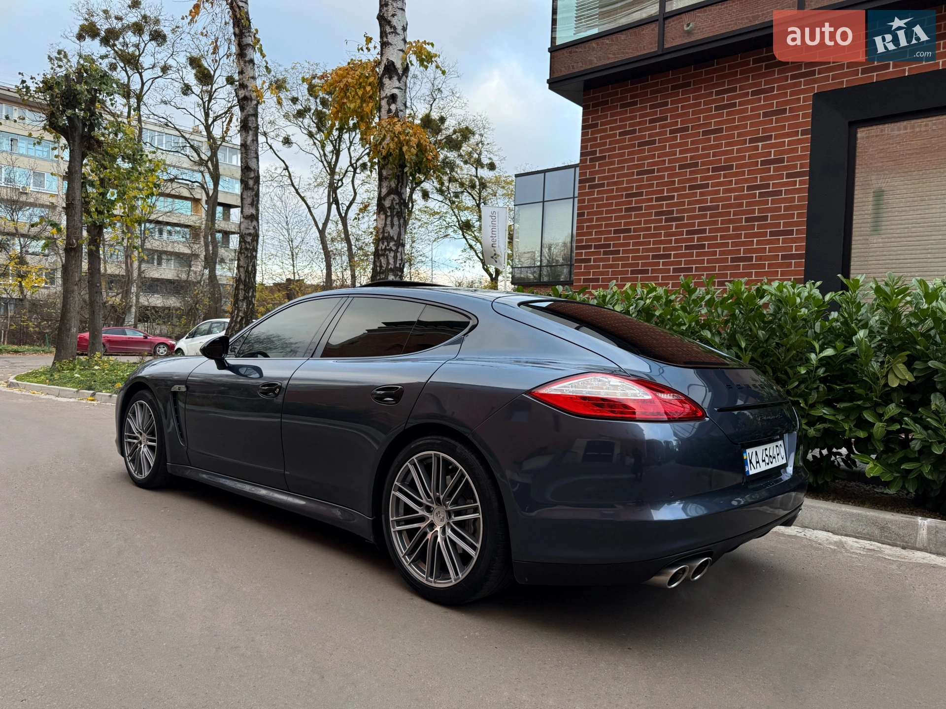 2010 Porsche Panamera - мініатюра 3
