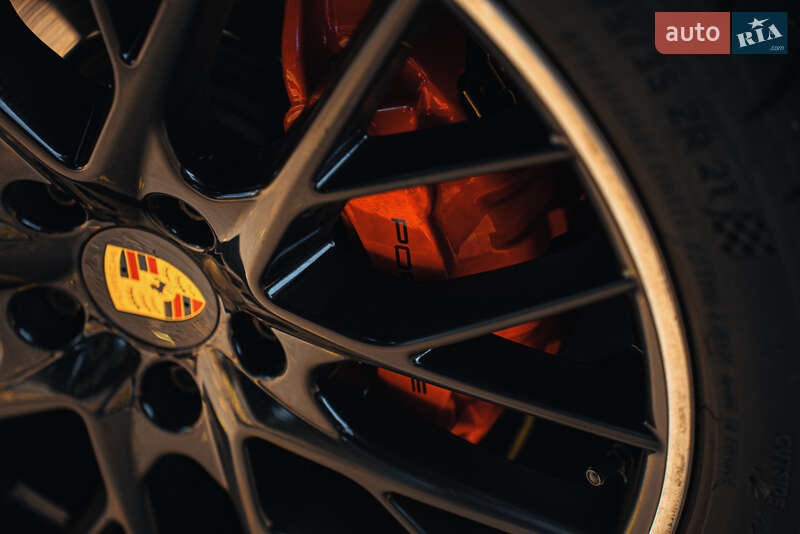 Фастбэк Porsche Panamera 2020 в Киеве