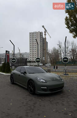 Фастбек Porsche Panamera 2011 в Харкові