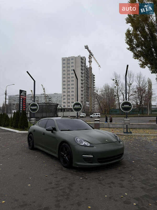 Porsche Panamera 2011 Porsche Panamera 2011