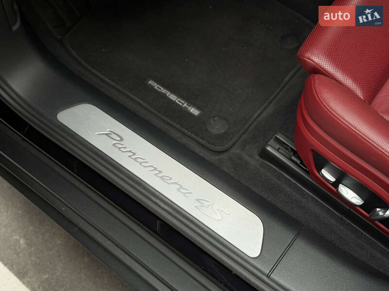 Фастбэк Porsche Panamera 2018 в Киеве фото 27 Фастбэк Porsche Panamera 2018 в Киеве