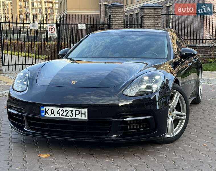 Porsche Panamera 2018